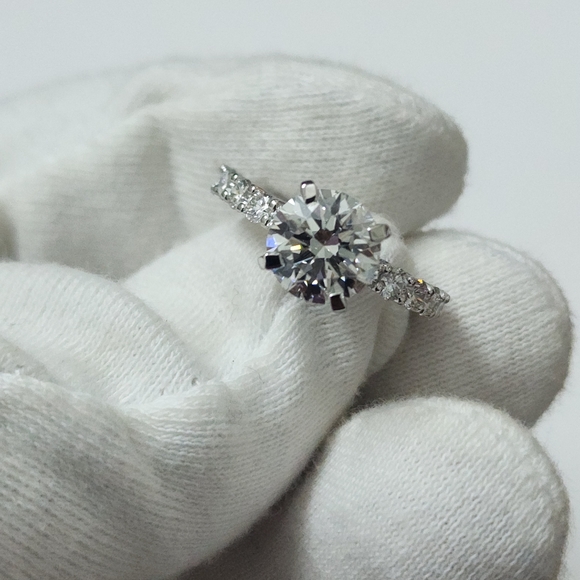 IGI 2.75 Carat.TW Round Cut Lab Diamond Engagement Ring 14k White Gold, E-VS1 - Picture 6 of 7